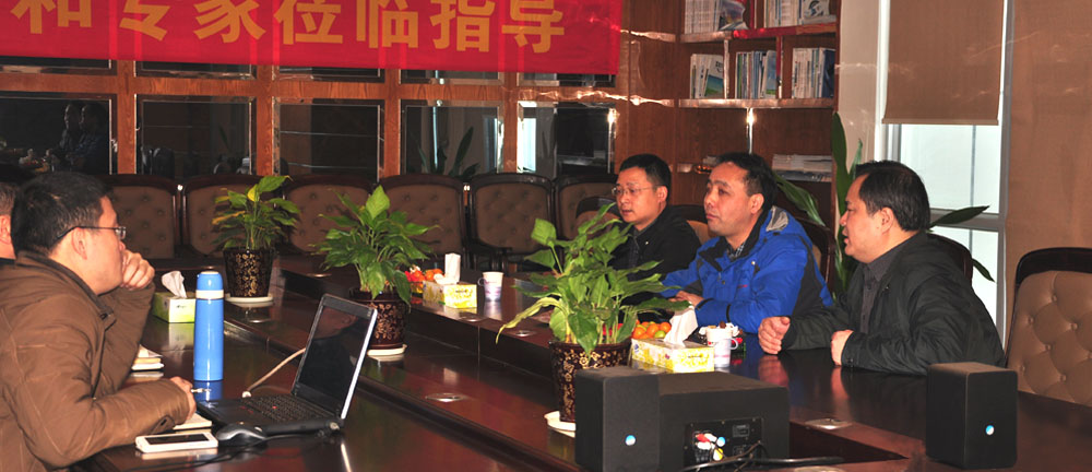 全国电磁计量技术委员会邵海明秘书长在湖南省计量检测研究院李庆先副院长的陪同下，莅临银河电气指导工作